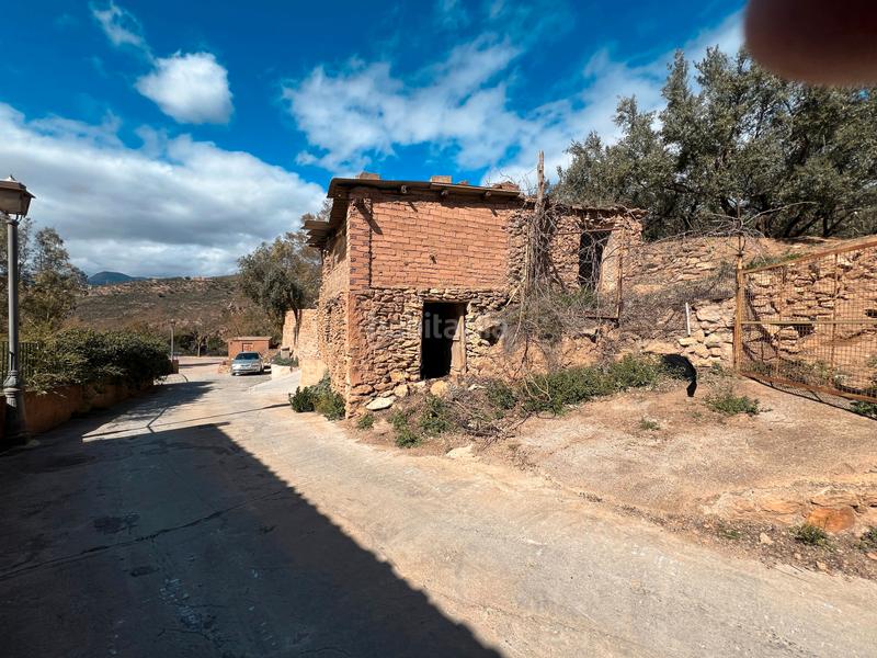Foto b78a7216-8ee0-4daa-a933-d8c6f8801d39. Finca rústica finca con casa para restaurar en Lanjarón