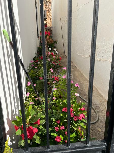 Foto ce4d5bbf-f703-4eb2-8e1b-163b5f38f91f. Casa adossada a Lújar