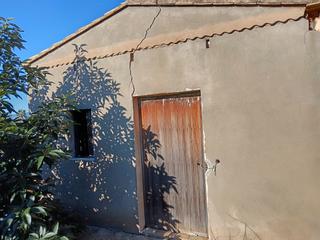 Masia a Camino de Onda-Salesianos. Casa con terreno