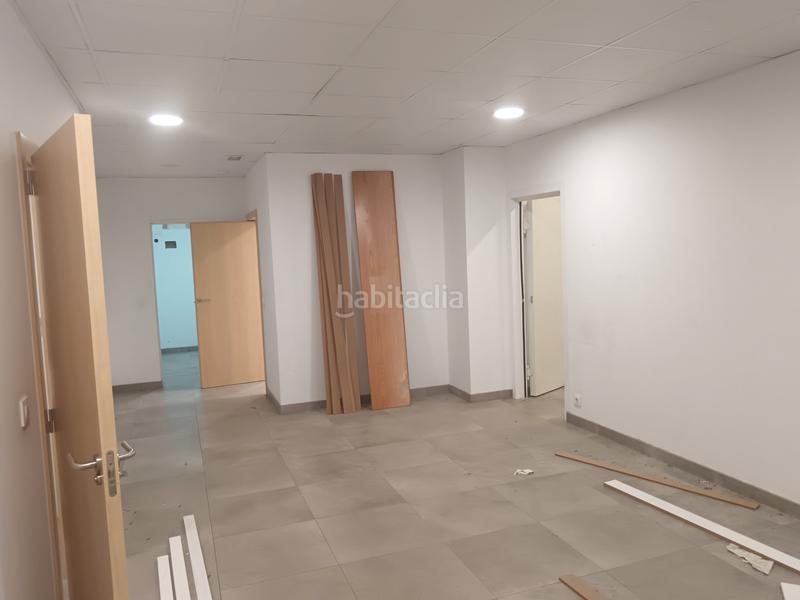 Foto e76172fc-e80f-4481-84ee-47938ebfa1f3. Local comercial a Avenida Alemania-Italia Villarreal / Vila - real