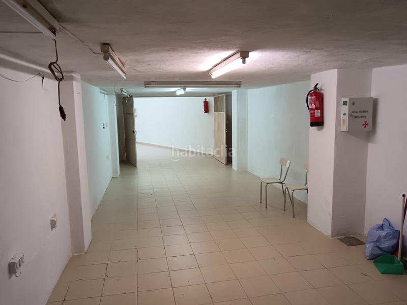 Foto dd55eaa4-a12e-4aeb-ba52-5fc0ec3fa0cd. Local comercial a Avenida Alemania-Italia Villarreal / Vila - real