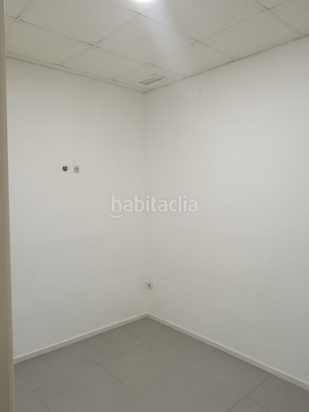 Foto 14aafe05-3cde-460f-9996-f0911af684b1. Local comercial amb calefacció a Centro Burriana