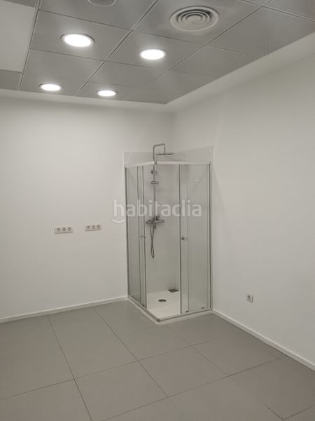 Foto 31c0f4a3-7c88-48c1-9362-870f2d47a29f. Local comercial amb calefacció a Centro Burriana