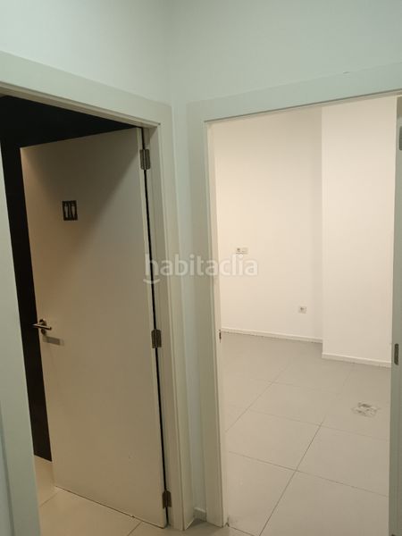Foto ca2cfa89-970c-4e2a-b21f-b2dbd0b9229d. Local comercial amb calefacció a Centro Burriana