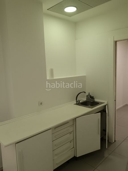 Foto da0ca489-b1c5-443c-8f88-eab54c4b2fd4. Local comercial amb calefacció a Centro Burriana