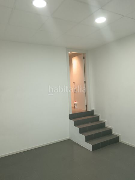 Foto f7a8e772-54cf-4e0b-aff6-47f7b465ad1f. Local comercial amb calefacció a Centro Burriana