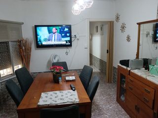 Appartamento in Llombai. Piso en bajo