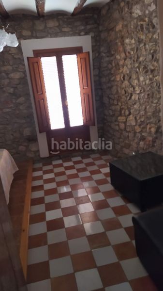 Foto 04ea234f-5f84-453b-a372-47f2b42a257a. Casa adossada amb xemeneia calefacció a Salzadella (la)