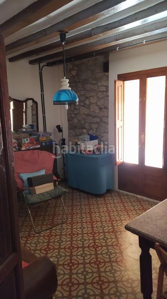 Foto 56e4c20b-5cff-4e56-82c2-e696bf32c499. Casa adossada amb xemeneia calefacció a Salzadella (la)