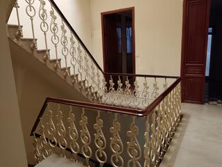 Maison jumelée à Centro. Casa modernista