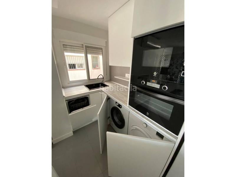 Foto 1ed77d92-f08f-4555-a57a-c7452cc190f9. Alquiler piso en alquiler vivienda para todo el año en Almería