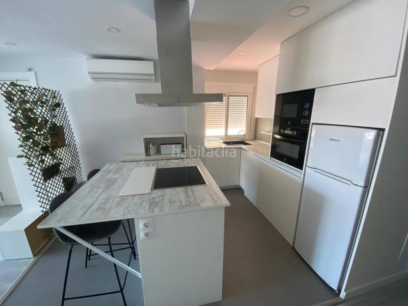 Foto c6edaa51-2a1a-43f8-8e1c-7a37937d7f54. Alquiler piso en alquiler vivienda para todo el año en Almería
