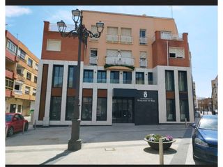 Local Comercial a Calle Julián Arcas Lacal