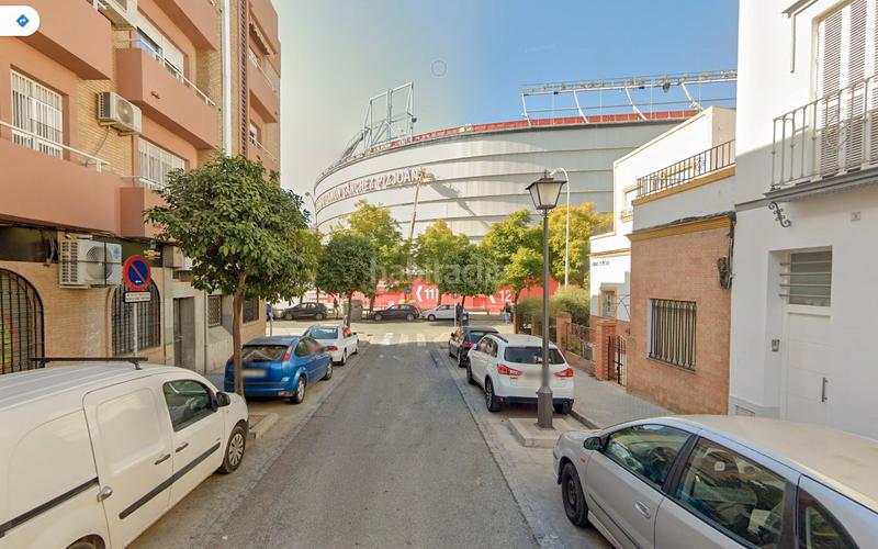 Foto 4cd85f12-569f-4c64-8ba0-6401972113aa. Rent house in La Buhaira Sevilla