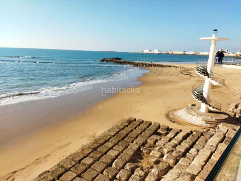 Foto bc8e5911-a88c-4e8d-8ac5-eaa496191225. Location appartement dans avenida amílcar barca 17d dans Cádiz