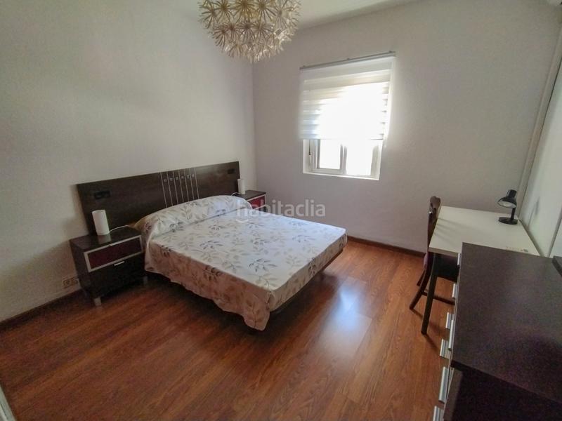 Foto 283554e9-226e-4383-a59f-17fcdc7e5dc2. Location appartement dans avenida amílcar barca 17d dans Cádiz