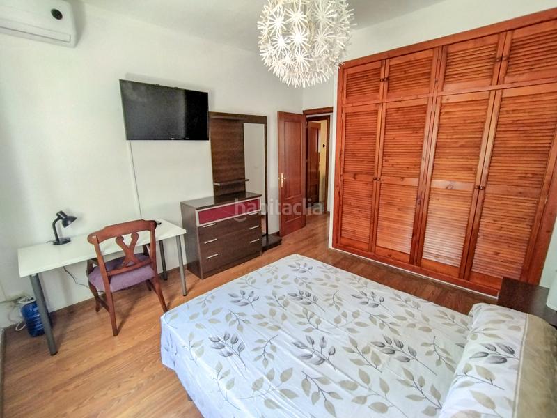Foto ede9ac37-4e0c-4006-92b0-ee1bea71dd48. Location appartement dans avenida amílcar barca 17d dans Cádiz