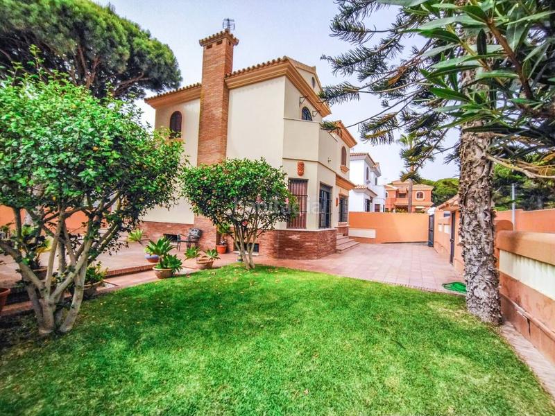 Foto 07c9140f-a244-4b08-9060-66d85fd8c7ef. Chalet dans calle el boquerón 2 dans La Barrosa Chiclana de la Frontera