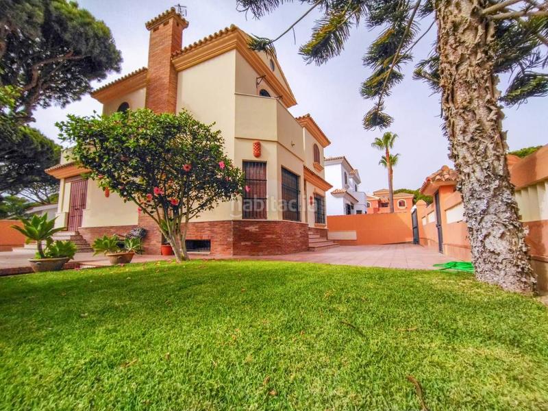 Foto 14978863-00cc-4751-acc0-34e6a1257baf. Chalet dans calle el boquerón 2 dans La Barrosa Chiclana de la Frontera