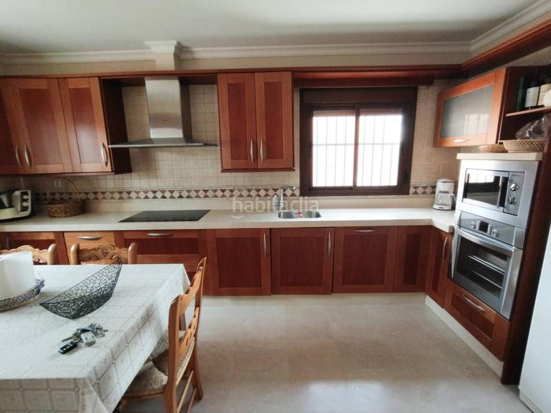 Foto 1bb072ec-934c-4252-bf4a-9161638f5df7. Chalet dans calle el boquerón 2 dans La Barrosa Chiclana de la Frontera