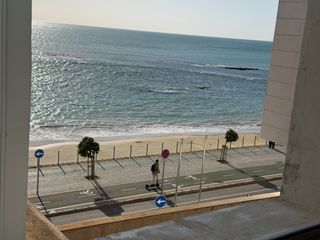 Pis a Avenida Amílcar Barca 17D