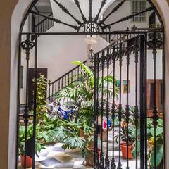 Appartement à Calle general menacho 5. Plaza mina - alameda