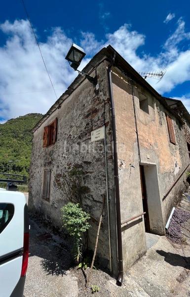 Foto d2df498e-9541-49d1-95e8-35877308998e. Bauernhof in carrer taro 3 in Bòrdes (Es)