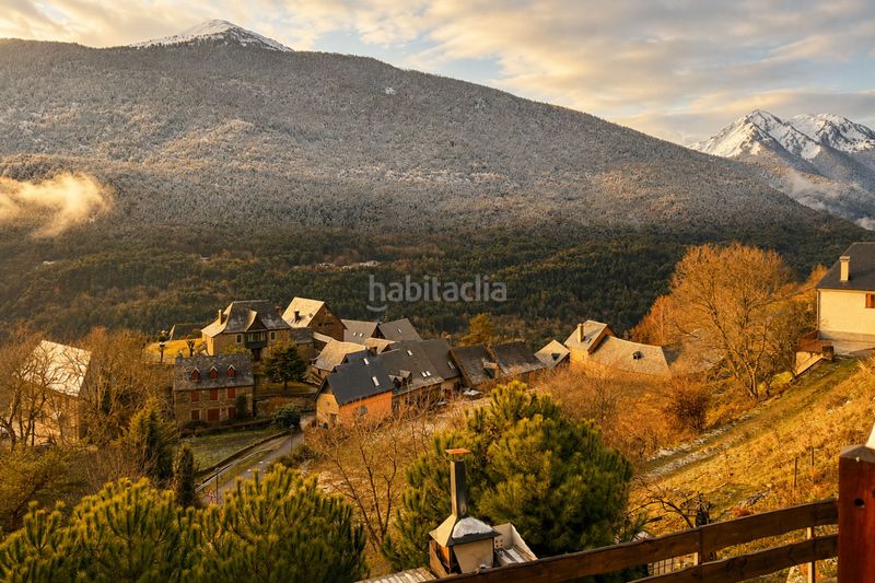 Foto b5fa05ca-dca6-46a8-84a2-679f7c3a69eb. Triplex in carrèr montcorbau 7 in Vila Vielha e Mijaran