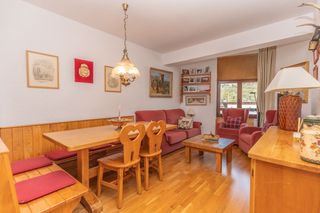 Apartment  Plaça deth malh blanc 76. Piso en elurra. betren