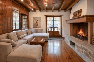 Towny house in Travessia carretera 5a. Casa unifamiliar en garòs con excelentes vistas