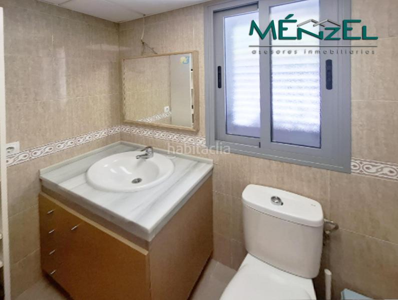 Foto 93e70846-6074-40d5-a1fd-51c57cd7526c. Chalet mit heizung parking pool in Espartinas pueblo Espartinas