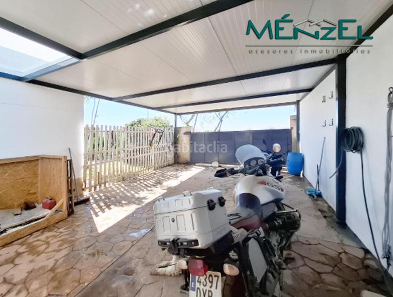 Foto 0cdcaf3a-73cb-4dae-9f88-f662d02a8d7d. Chalet with heating parking pool in Espartinas pueblo Espartinas