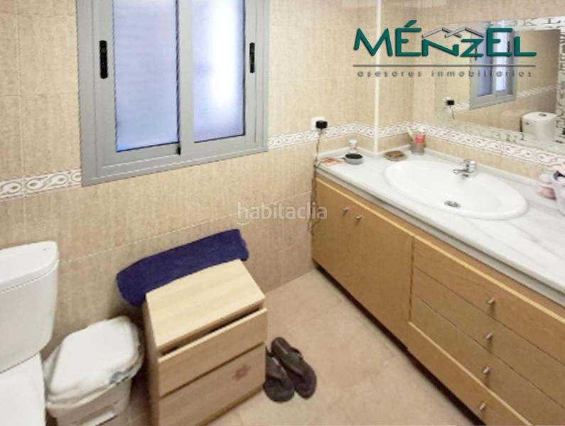 Foto 7de9d9f8-4475-4342-80a8-9776e657a545. Chalet with heating parking pool in Espartinas pueblo Espartinas
