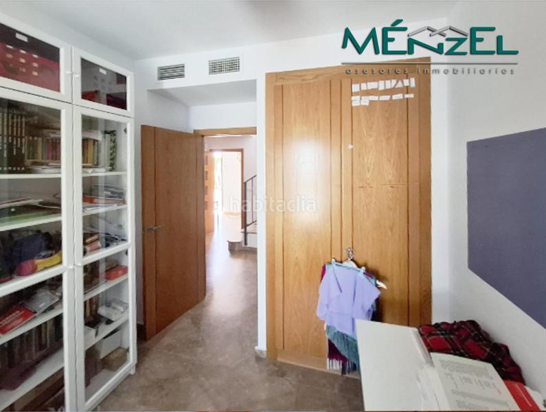 Foto aa06a690-8188-418b-afbd-3883f69e10b1. Chalet with heating parking pool in Espartinas pueblo Espartinas