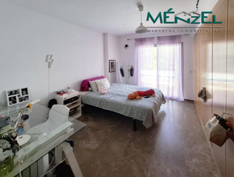 Foto f5bf6dc1-32ed-42ad-91f6-5afa99ec28d9. Chalet with heating parking pool in Espartinas pueblo Espartinas