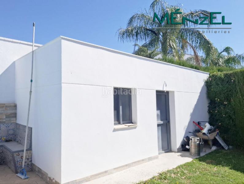 Foto bf665965-674d-4f12-b627-9302799f4718. Chalet avec chauffage parking piscine dans Espartinas pueblo Espartinas