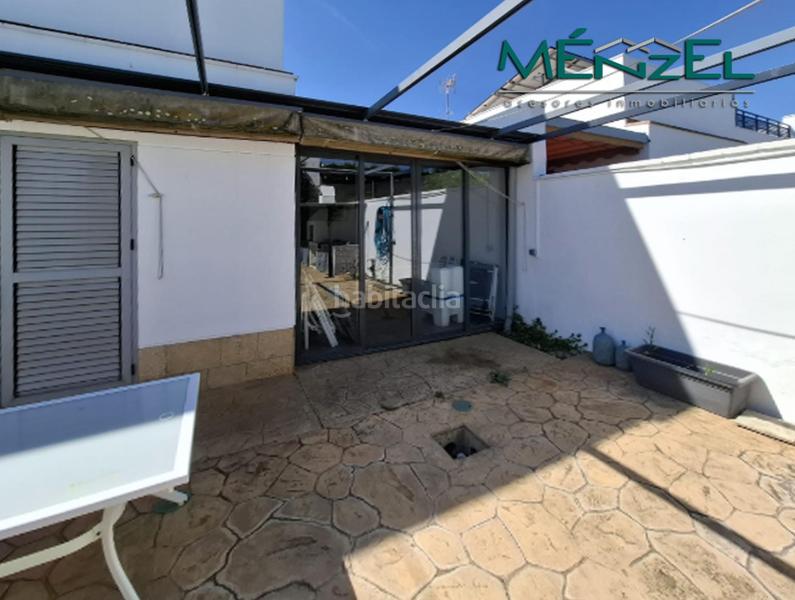 Foto 2764787f-383e-4980-bb9f-6d3e024648d1. Chalet con riscaldamento parcheggio piscina in Espartinas pueblo Espartinas