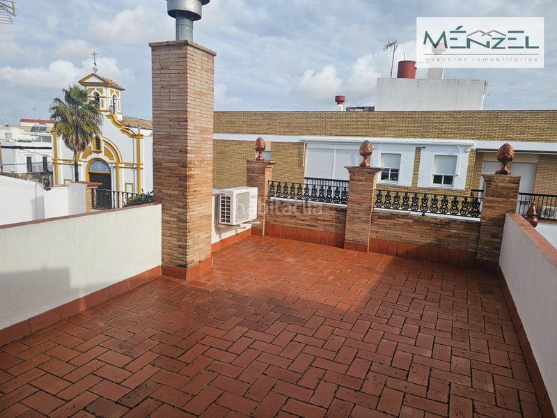Foto a45dd92e-86b4-4b43-bf6d-b4a4177ca2c9. Casa a Coria del Río