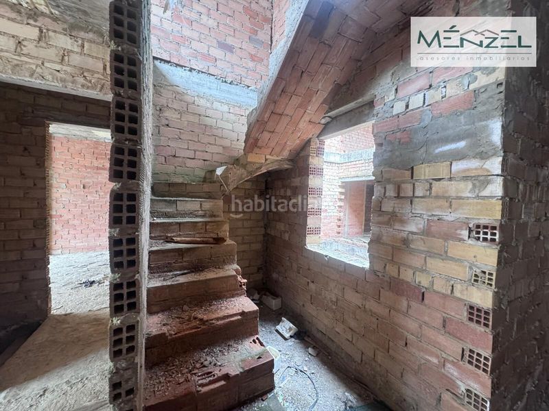 Foto 8af77af2-8d1d-4e46-b811-9ca97c83bc6b. Edifici a Pilas