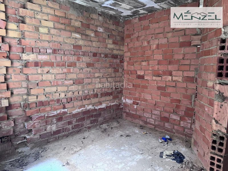 Foto 9d4a9163-6905-43eb-9408-113208d781f0. Edifici a Pilas