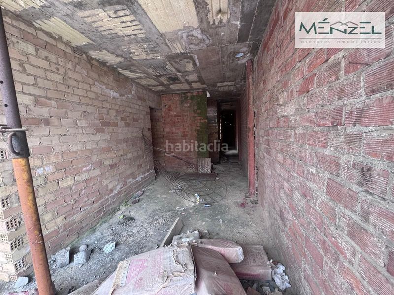 Foto ee11ac2f-22f0-478b-85db-ea35b60a42a8. Edifici a Pilas
