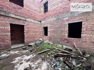 Gebäude  Calle de los hermanos machado. Oportunidad de inversión  edificio en construcción en el centro