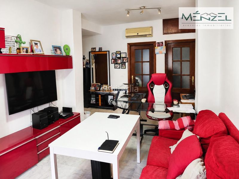 Foto 4f3a48bd-e3bb-4246-866d-a26314db4295. Pis a Algaba (La)