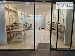 Local Comercial a Calle Sierpes