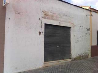 Local commercial à Peñarroya - Pueblonuevo. Local comercial en zona de paso por solo 32.000