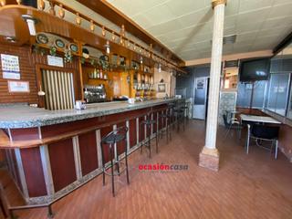 Local commercial à Peñarroya - Pueblonuevo. Localbar de 2 plantas con patio