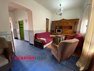 Maison à Fuente Obejuna. Casa y piso con cochera en fuente obejuna