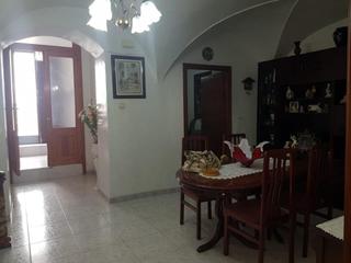 Maison à Fuente Obejuna. Casa con amplio patio en fuente obejuna