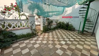 Haus in Peñarroya - Pueblonuevo. Casa a la venta en la zona de la gotera