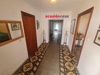 Maison à Fuente Obejuna. Casa con cochera y gran patio